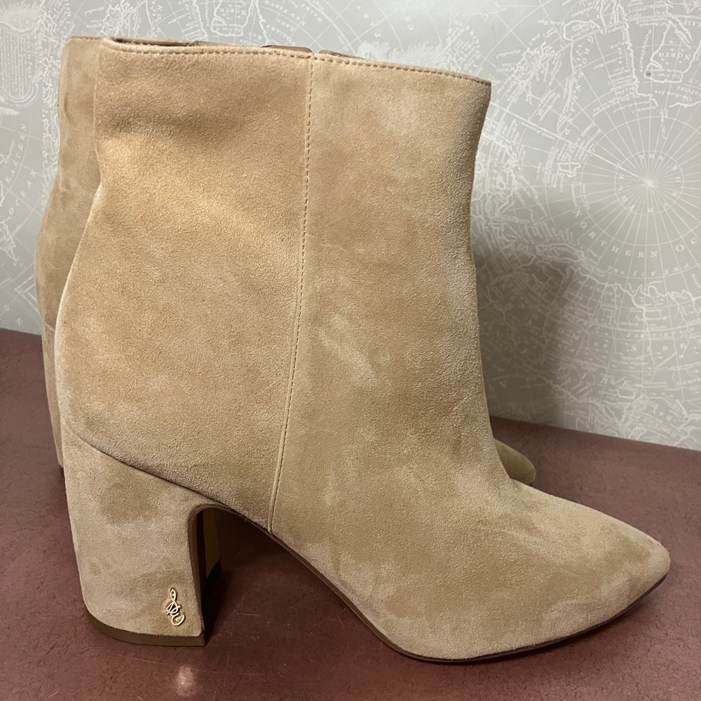 Camel heeled booties 9 sam Edelman suede